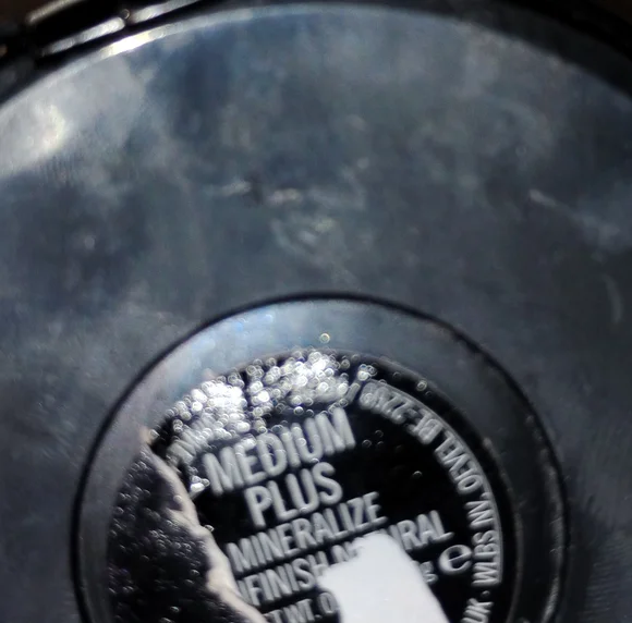 MAC Cosmetics Studio Fix Powder Plus Foundation - Black